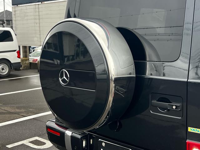 Gクラス G350d AMGライン アダプティブダンピングシステム ラグジュアリーパッケージ サンルーフ Burmesterサウンド 黒革シート レッドシートベルト カープレイ 360°カメラ 前後ドラレコ 1オーナー(74枚目)