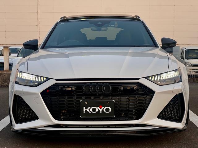 RS6アバント ベースグレード エアサスペンション(5名) アメ鍛22インチAW アクラポビッチマフラー カーボンミラー セラミックブレーキ リミッター305 MOP245 RSスポエキ グロスカーボンRSエクステリア 1オーナー(14枚目)