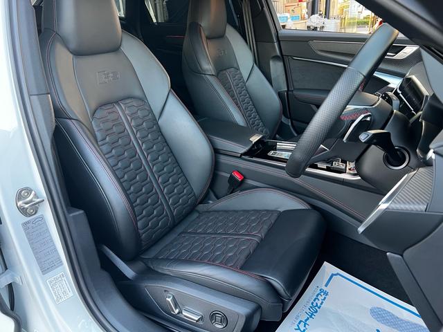 RS6アバント ベースグレード エアサスペンション(5名) アメ鍛22インチAW アクラポビッチマフラー カーボンミラー セラミックブレーキ リミッター305 MOP245 RSスポエキ グロスカーボンRSエクステリア 1オーナー(47枚目)