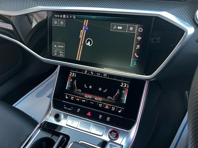 RS6アバント ベースグレード エアサスペンション(5名) アメ鍛22インチAW アクラポビッチマフラー カーボンミラー セラミックブレーキ リミッター305 MOP245 RSスポエキ グロスカーボンRSエクステリア 1オーナー(52枚目)