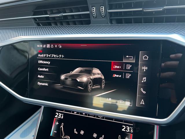 RS6アバント ベースグレード エアサスペンション(5名) アメ鍛22インチAW アクラポビッチマフラー カーボンミラー セラミックブレーキ リミッター305 MOP245 RSスポエキ グロスカーボンRSエクステリア 1オーナー(55枚目)