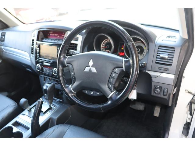 パジェロ ファイナルエディション　７００台限定・ロックフォードサウンド・黒革シート・シートヒーター（10枚目）