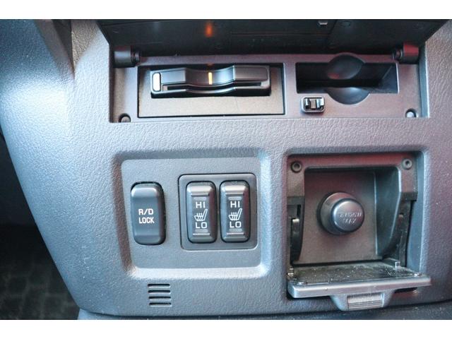 パジェロ ファイナルエディション　７００台限定・ロックフォードサウンド・黒革シート・シートヒーター（18枚目）