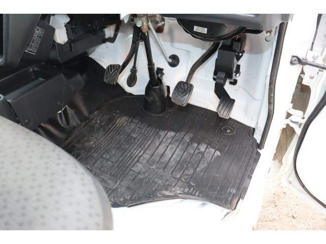 ＮＴ１００クリッパートラック 　多目的ダンプ・４ＷＤ（18枚目）