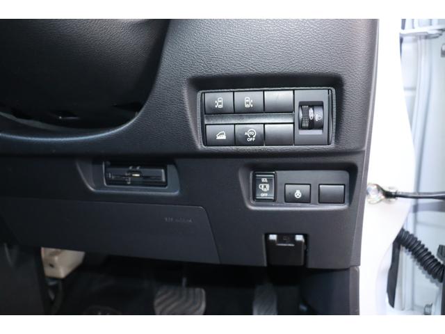 デリカミニ Ｔ　プレミアム　４ＷＤ・９インチナビＴＶ・全方位カメラ・ブルーツゥース・ＬＥＤヘットライト・ＥＴＣ（12枚目）