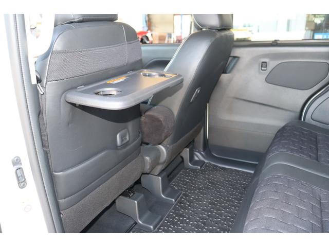 デリカミニ Ｔ　プレミアム　４ＷＤ・９インチナビＴＶ・全方位カメラ・ブルーツゥース・ＬＥＤヘットライト・ＥＴＣ（18枚目）