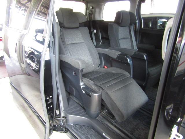 TOYOTA ALPHARD 240S C PACKAGE