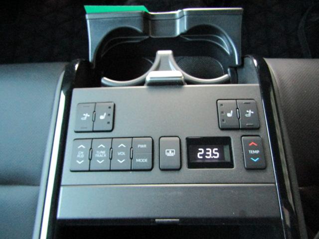 ２．４ＲＳアドバンスド４ＷＤ　ワンオーナー　１２．３型ディスプレイ　レザーシート　デジタルインナーミラー　純正２１ｉｎＡＷ　全周囲カメラ　ＰＷシート　シートヒーター　ＥＴＣ　ＰＷリアゲート　ＲＳＲダウンサス(24枚目)