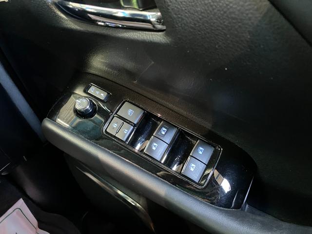 アルファード ２．５Ｓ　Ｃパッケージ　モデリスタフルエアロ　１２．１ｉｎリアモニター　ＥＴＣ　ＬＥＤライト　ナビ　バックモニター　Ｂｌｕｅｔｏｏｔｈ　スマートキー　電動リアゲート　シートヒーター　両側パワースライドドア　７人乗り（36枚目）