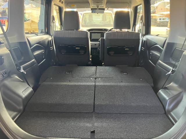 ソリオ ハイブリッドＭＸ　スズキセーフティサポート　８インチナビ　ＴＶ　パワースライドドア　スマートキー　シートヒーター　Ｂｌｕｅｔｏｏｔｈ　衝突被害軽減システム　アイドリングストップ　ＥＴＣ　プッシュスタート　スマートキー（20枚目）