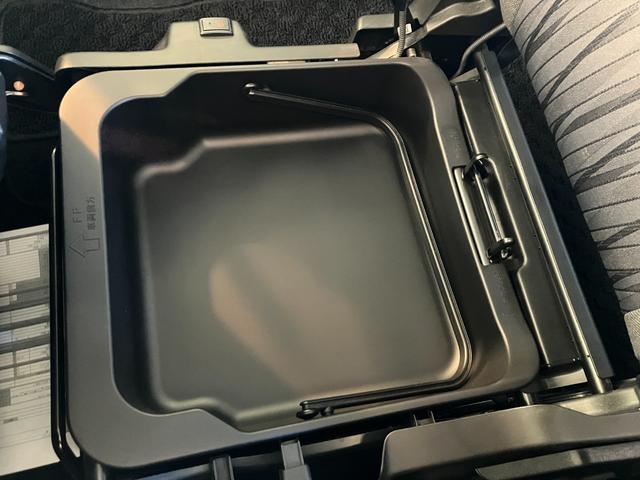 ソリオ ハイブリッドＭＸ　スズキセーフティサポート　８インチナビ　ＴＶ　パワースライドドア　スマートキー　シートヒーター　Ｂｌｕｅｔｏｏｔｈ　衝突被害軽減システム　アイドリングストップ　ＥＴＣ　プッシュスタート　スマートキー（27枚目）