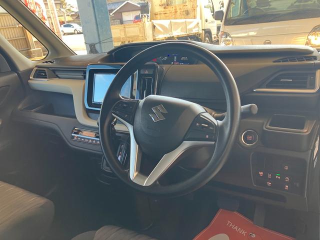 ソリオ ハイブリッドＭＸ　スズキセーフティサポート　８インチナビ　ＴＶ　パワースライドドア　スマートキー　シートヒーター　Ｂｌｕｅｔｏｏｔｈ　衝突被害軽減システム　アイドリングストップ　ＥＴＣ　プッシュスタート　スマートキー（30枚目）