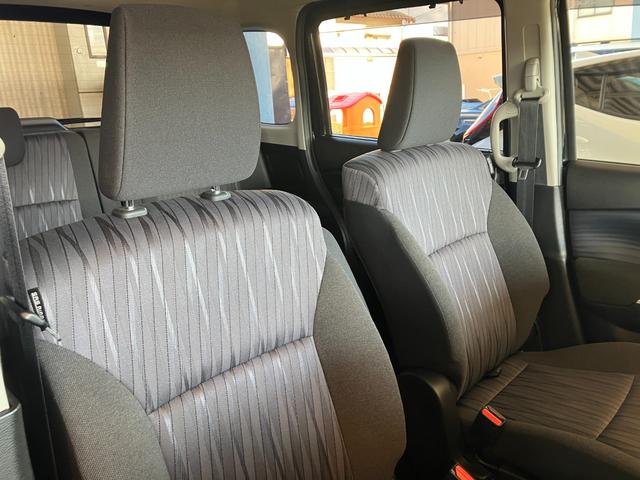 ソリオ ハイブリッドＭＸ　スズキセーフティサポート　８インチナビ　ＴＶ　パワースライドドア　スマートキー　シートヒーター　Ｂｌｕｅｔｏｏｔｈ　衝突被害軽減システム　アイドリングストップ　ＥＴＣ　プッシュスタート　スマートキー（31枚目）