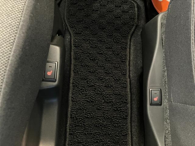 ソリオ ハイブリッドＭＸ　スズキセーフティサポート　８インチナビ　ＴＶ　パワースライドドア　スマートキー　シートヒーター　Ｂｌｕｅｔｏｏｔｈ　衝突被害軽減システム　アイドリングストップ　ＥＴＣ　プッシュスタート　スマートキー（44枚目）