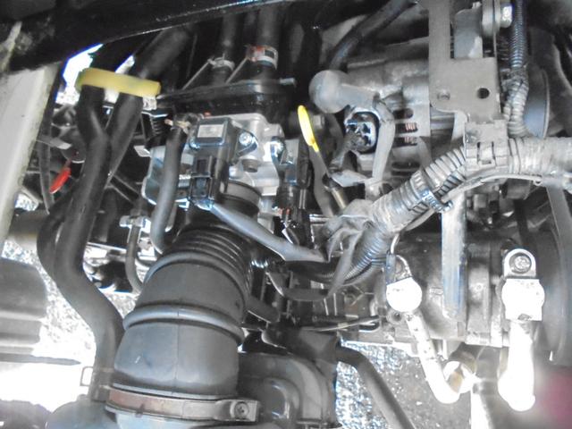 キャリイトラック 　エアコン　パワステ　オートマ　３方開き（15枚目）