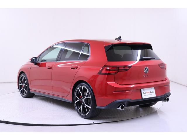 ゴルフＧＴＩ ベースグレード　フォルクスワーゲン認定中古車１年保証付　衝突被害軽減ブレーキ　ＶＷ純正ナビゲーション　リヤビューカメラ　ＥＴＣ　デジタルメーター　シートヒーター（8枚目）