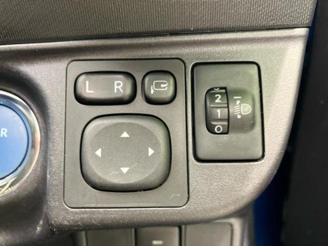 アクア Ｓ　新品タイヤ／保証書／社外　９インチ　ナビ／Ｂｌｕｅｔｏｏｔｈ接続／ＥＴＣ／ＥＢＤ付ＡＢＳ／横滑り防止装置／アイドリングストップ／バックモニター／フルセグＴＶ／ＤＶＤ／禁煙車／エアバッグ　運転席（30枚目）