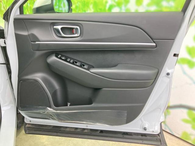 ヴェゼル ｅＨＥＶ　Ｚ　新品タイヤ／保証書／純正　９インチ　ＳＤナビ／衝突安全装置／シートヒーター／車線逸脱防止支援システム／シート　ハーフレザー／電動バックドア／ドライブレコーダー　社外／ヘッドランプ　ＬＥＤ　バックカメラ（19枚目）