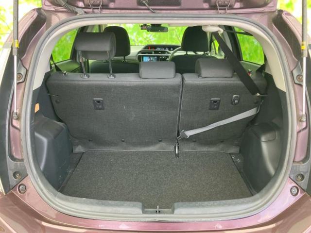 アクア Sスタイルブラック 新品タイヤ/保証書/社外 SDナビ/衝突安全装置/車線逸脱防止支援システム/パーキングアシスト バックガイド/ETC/EBD付ABS/横滑り防止装置/アイドリングストップ/フルセグTV ワンオーナー(8枚目)