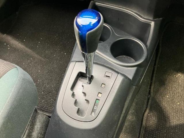 アクア Sスタイルブラック 新品タイヤ/保証書/社外 SDナビ/衝突安全装置/車線逸脱防止支援システム/パーキングアシスト バックガイド/ETC/EBD付ABS/横滑り防止装置/アイドリングストップ/フルセグTV ワンオーナー(18枚目)