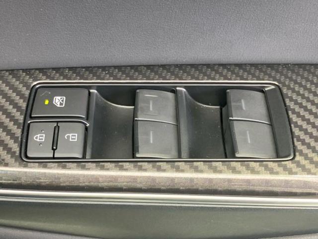 クラウンハイブリッド ＲＳアドバンス　新品タイヤ／サンルーフ／純正エアロ／純正　１１．６インチ　ＳＤナビ／衝突安全装置／シートヒーター／車線逸脱防止支援システム／シート　フルレザー／ヘッドランプ　ＬＥＤ／Ｂｌｕｅｔｏｏｔｈ接続／ＥＴＣ（31枚目）