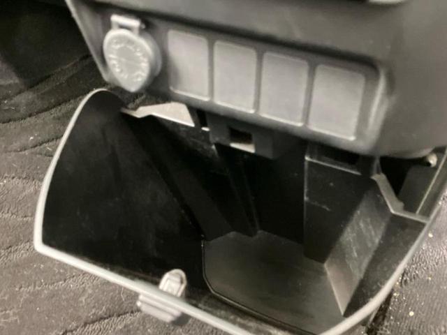 タンク カスタムＧ　Ｓ　新品タイヤ／保証書／純正　ＳＤナビ／衝突安全装置／両側電動スライドドア／車線逸脱防止支援システム／ヘッドランプ　ＬＥＤ／Ｂｌｕｅｔｏｏｔｈ接続／ＥＴＣ／ＥＢＤ付ＡＢＳ／横滑り防止装置　バックカメラ（30枚目）