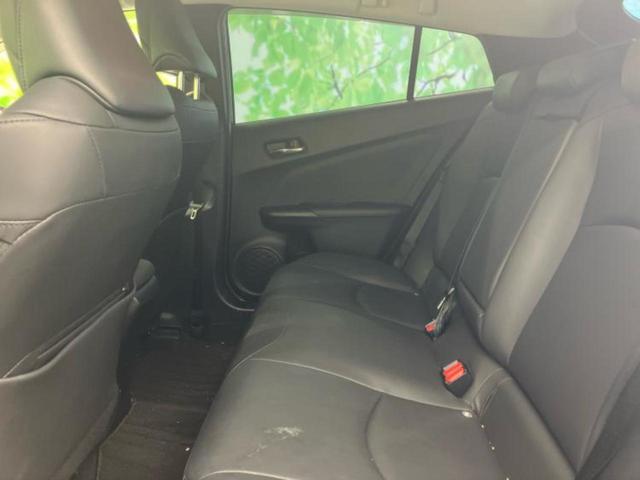 プリウス Sツーリングセレクションブラックエディション 保証書/ディスプレイオーディオ+ナビ8インチ/衝突安全装置/シートヒーター/パノラミックビューモニター/車線逸脱防止支援システム/シート 合皮/ヘッドランプ LED/Bluetooth接続 禁煙車(7枚目)