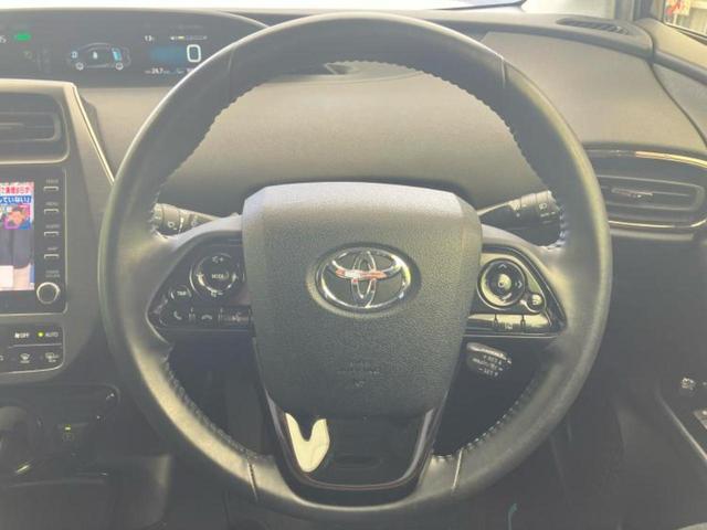 プリウス Sツーリングセレクションブラックエディション 保証書/ディスプレイオーディオ+ナビ8インチ/衝突安全装置/シートヒーター/パノラミックビューモニター/車線逸脱防止支援システム/シート 合皮/ヘッドランプ LED/Bluetooth接続 禁煙車(15枚目)