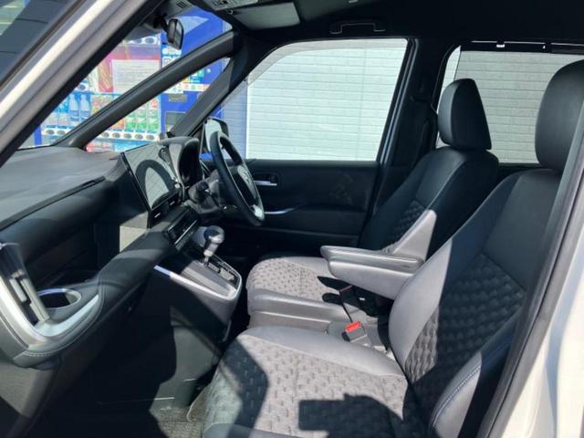 ヴォクシー S-Z 保証書/衝突安全装置/両側電動スライドドア/シートヒーター/車線逸脱防止支援システム/シート ハーフレザー/電動バックドア/ドライブレコーダー 社外/ヘッドランプ LED/Bluetooth接続 TV(5枚目)