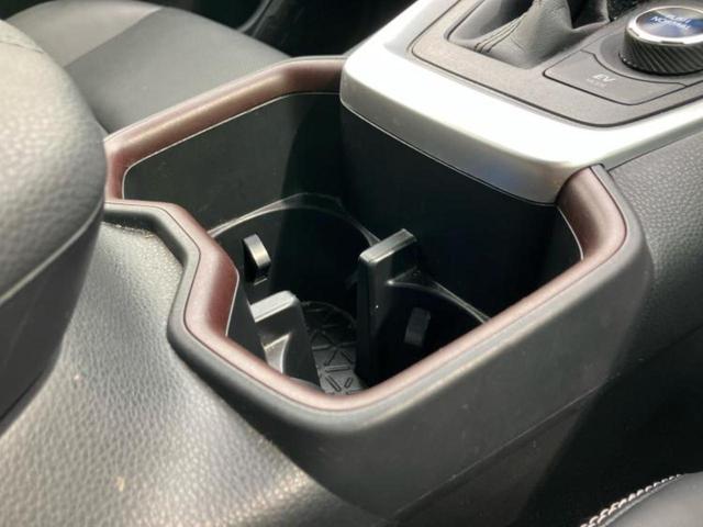 RAV4 4WDハイブリッドG 純正エアロ/保証書/ディスプレイオーディオ+ナビ/デジタルインナーミラー/トヨタセーフティセンス/シートエアコン/パノラミックビューモニター/車線逸脱防止支援システム/シート 合皮 全周囲カメラ(33枚目)