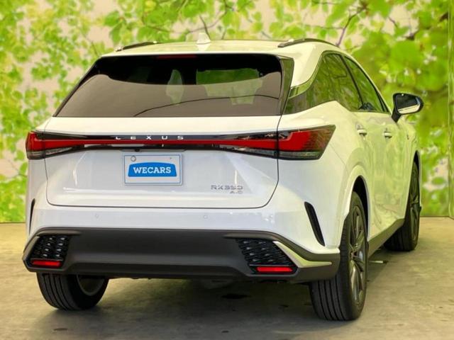 ＲＸ ４ＷＤ　ＲＸ３５０Ｆスポーツ　パノラマルーフ／保証書／ディスプレイオーディオ＋ナビ１４インチ／デジタルインナーミラー／衝突安全装置／シートヒーター／全方位モニター／車線逸脱防止支援システム／シート　フルレザー　革シート　サンルーフ（3枚目）