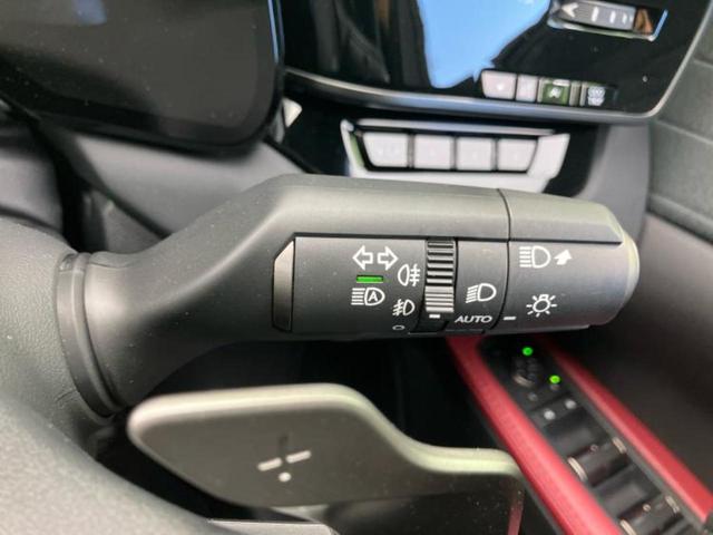 ＲＸ ４ＷＤ　ＲＸ３５０Ｆスポーツ　パノラマルーフ／保証書／ディスプレイオーディオ＋ナビ１４インチ／デジタルインナーミラー／衝突安全装置／シートヒーター／全方位モニター／車線逸脱防止支援システム／シート　フルレザー　革シート　サンルーフ（16枚目）