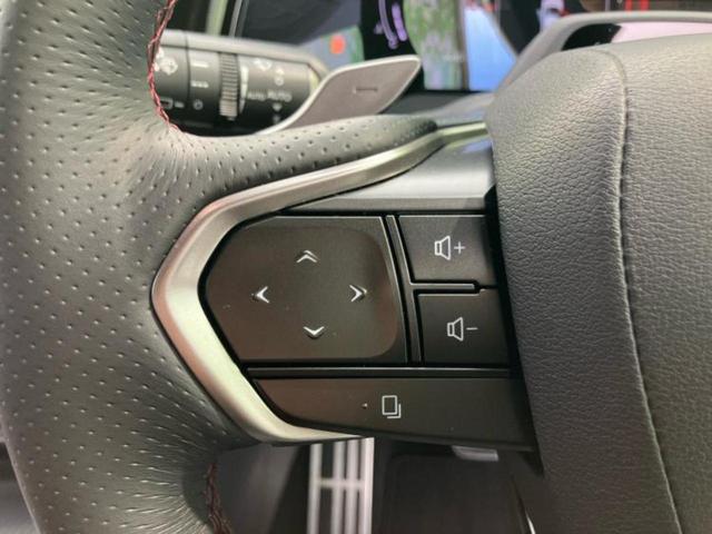 ＲＸ ４ＷＤ　ＲＸ３５０Ｆスポーツ　パノラマルーフ／保証書／ディスプレイオーディオ＋ナビ１４インチ／デジタルインナーミラー／衝突安全装置／シートヒーター／全方位モニター／車線逸脱防止支援システム／シート　フルレザー　革シート　サンルーフ（25枚目）