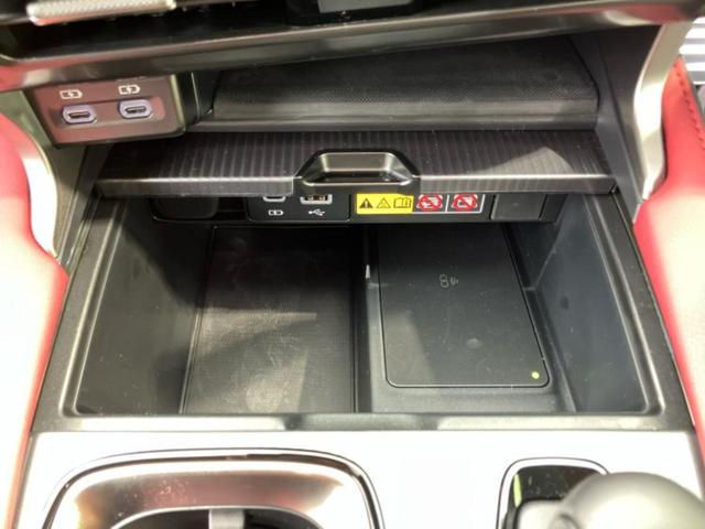 ＲＸ ４ＷＤ　ＲＸ３５０Ｆスポーツ　パノラマルーフ／保証書／ディスプレイオーディオ＋ナビ１４インチ／デジタルインナーミラー／衝突安全装置／シートヒーター／全方位モニター／車線逸脱防止支援システム／シート　フルレザー　革シート　サンルーフ（32枚目）