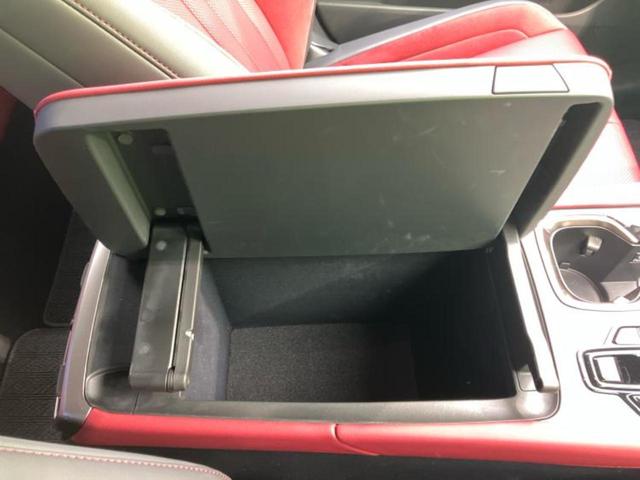 ＲＸ ４ＷＤ　ＲＸ３５０Ｆスポーツ　パノラマルーフ／保証書／ディスプレイオーディオ＋ナビ１４インチ／デジタルインナーミラー／衝突安全装置／シートヒーター／全方位モニター／車線逸脱防止支援システム／シート　フルレザー　革シート　サンルーフ（34枚目）