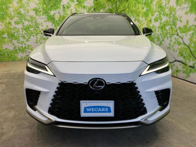 ＲＸ ４ＷＤ　ＲＸ３５０Ｆスポーツ　パノラマルーフ／保証書／ディスプレイオーディオ＋ナビ１４インチ／デジタルインナーミラー／衝突安全装置／シートヒーター／全方位モニター／車線逸脱防止支援システム／シート　フルレザー　革シート　サンルーフ（37枚目）