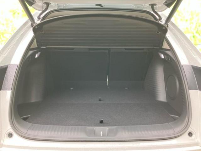 ＺＲ－Ｖ ｅＨＥＶ　Ｚ　ＢＯＳＥ／保証書／ディスプレイオーディオ＋ナビ９インチ／ホンダセンシング／シートヒーター　前席／マルチビューカメラシステム／車線逸脱防止支援システム／シート　フルレザー／電動バックドア　革シート（8枚目）