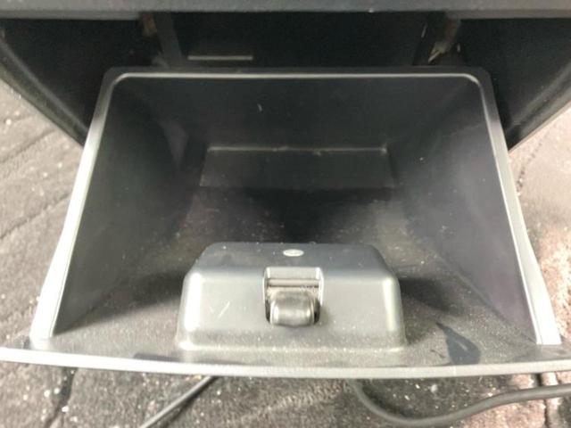 アルファード S 新品タイヤ/ツインムーンルーフ/保証書/社外 11インチ ナビ/フリップダウンモニター/両側電動スライドドア/ヘッドランプ LED/Bluetooth接続/ETC/EBD付ABS/横滑り防止装置(32枚目)