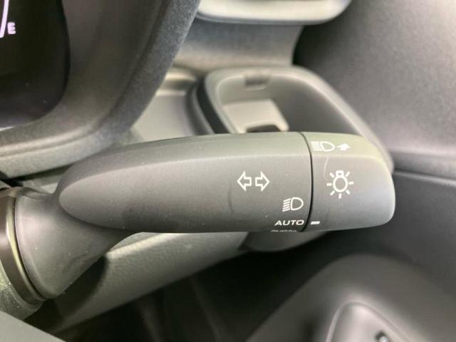 シエンタ ハイブリッドZ 保証書/ディスプレイオーディオ+ナビ10.5インチ/トヨタセーフティセンス/両側電動スライドドア/パノラミックビューモニター/車線逸脱防止支援システム/ヘッドランプ LED 衝突被害軽減システム(16枚目)