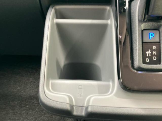 シエンタ ハイブリッドZ 保証書/ディスプレイオーディオ+ナビ10.5インチ/トヨタセーフティセンス/両側電動スライドドア/パノラミックビューモニター/車線逸脱防止支援システム/ヘッドランプ LED 衝突被害軽減システム(32枚目)