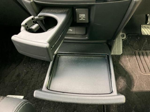 ステップワゴンスパーダ スパーダクールスピリット・ホンダセンシング　保証書／純正　１０インチ　ＳＤナビ／フリップダウンモニター　純正　１１．６インチ／衝突安全装置／両側電動スライドドア／シートヒーター／車線逸脱防止支援システム／シート　ハーフレザー　バックカメラ（37枚目）