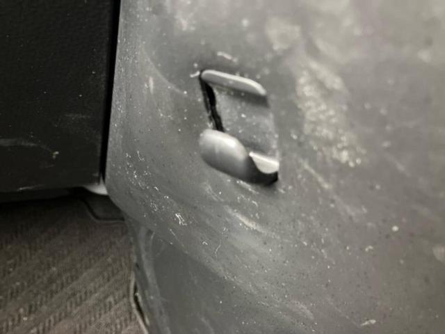 ルーミー カスタムＧ－Ｔ　保証書／ディスプレイオーディオ／衝突安全装置／両側電動スライドドア／パノラミックビューモニター／車線逸脱防止支援システム／ヘッドランプ　ＬＥＤ／Ｂｌｕｅｔｏｏｔｈ接続／ＨＤＭＩ接続／ＥＴＣ　禁煙車（32枚目）