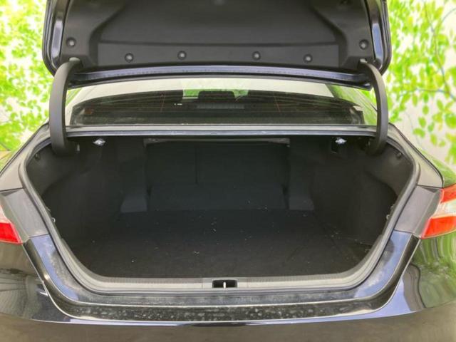 カムリ Ｘ　新品タイヤ／保証書／純正　９インチ　ＳＤナビ／衝突安全装置／車線逸脱防止支援システム／ヘッドランプ　ＬＥＤ／Ｂｌｕｅｔｏｏｔｈ接続／ＨＤＭＩ接続／ＥＴＣ／ＥＢＤ付ＡＢＳ／横滑り防止装置　バックカメラ（8枚目）