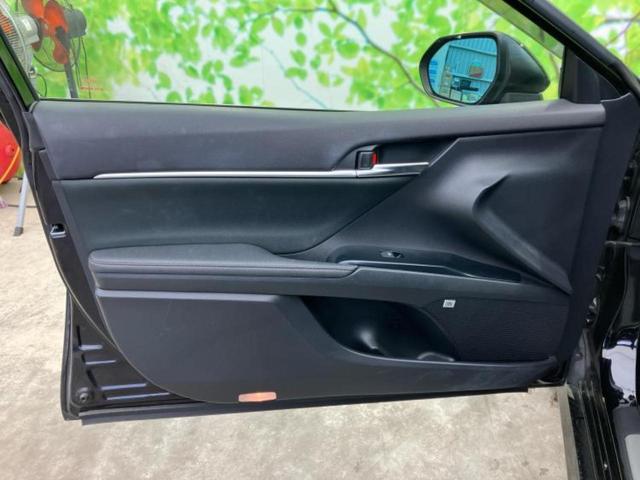 カムリ Ｘ　新品タイヤ／保証書／純正　９インチ　ＳＤナビ／衝突安全装置／車線逸脱防止支援システム／ヘッドランプ　ＬＥＤ／Ｂｌｕｅｔｏｏｔｈ接続／ＨＤＭＩ接続／ＥＴＣ／ＥＢＤ付ＡＢＳ／横滑り防止装置　バックカメラ（20枚目）