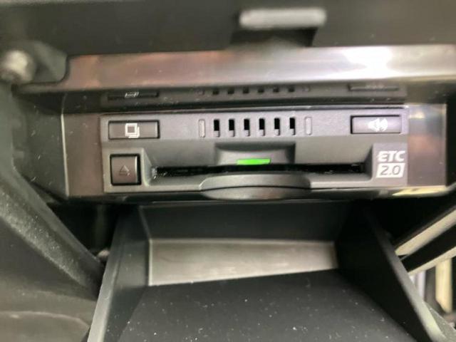 カムリ Ｘ　新品タイヤ／保証書／純正　９インチ　ＳＤナビ／衝突安全装置／車線逸脱防止支援システム／ヘッドランプ　ＬＥＤ／Ｂｌｕｅｔｏｏｔｈ接続／ＨＤＭＩ接続／ＥＴＣ／ＥＢＤ付ＡＢＳ／横滑り防止装置　バックカメラ（23枚目）