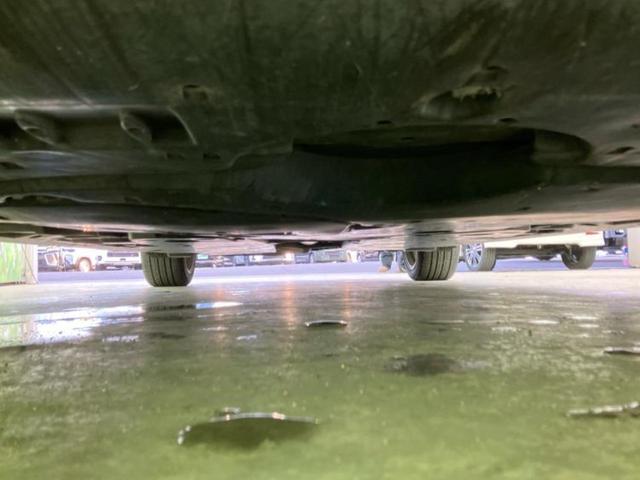 カムリ Ｘ　新品タイヤ／保証書／純正　９インチ　ＳＤナビ／衝突安全装置／車線逸脱防止支援システム／ヘッドランプ　ＬＥＤ／Ｂｌｕｅｔｏｏｔｈ接続／ＨＤＭＩ接続／ＥＴＣ／ＥＢＤ付ＡＢＳ／横滑り防止装置　バックカメラ（38枚目）