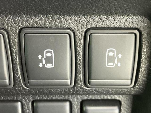 エルグランド ハイウェイスタープレミアムアーバンクロム 純正 10インチ SDナビ/フリップダウンモニター/インテリジェントルームミラー/エマージェンシーブレーキ/両側電動スライドドア/シートヒーター/アラウンドビューモニター/シート フルレザー 革シート(51枚目)