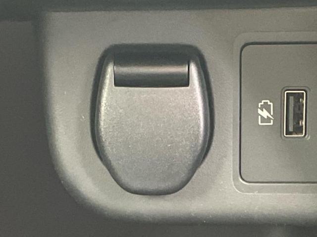 キックス Ｘ　純正　ＳＤナビ／インテリジェントルームミラー／衝突安全装置／アラウンドビューモニター／車線逸脱防止支援システム／シート　ハーフレザー／プロパイロット／ドライブレコーダー　純正／ヘッドランプ　ＬＥＤ（38枚目）