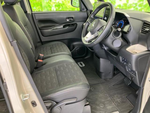 デリカミニ ４ＷＤ　Ｔプレミアム　ディスプレイオーディオ＋ナビ１１インチ／デジタルルームミラー／衝突安全装置／両側電動スライドドア／シートヒーター　前席／全方位モニター／車線逸脱防止支援システム／シート　ハーフレザー　全周囲カメラ（4枚目）