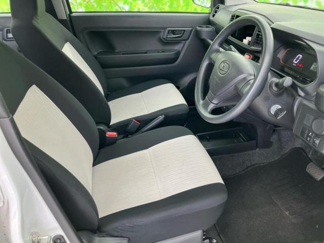 ミライース Ｌ　新品タイヤ／ＡＢＳ／横滑り防止装置／アイドリングストップ／禁煙車／エアバッグ　運転席／エアバッグ　助手席／パワーウインドウ／キーレス／オートライト／マニュアルエアコン／取扱説明書／パワードアロック（4枚目）
